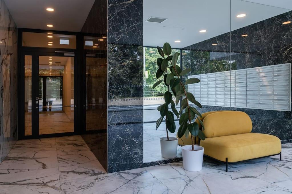 Parkside Harmony Apartment - Μπρνο Εξωτερικό φωτογραφία