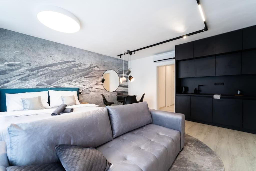 Parkside Harmony Apartment - Μπρνο Εξωτερικό φωτογραφία